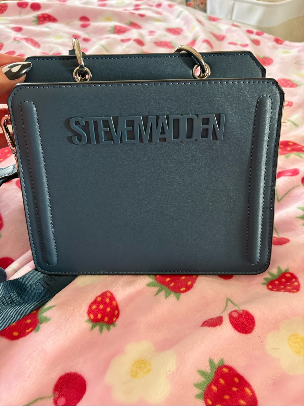 Steve Madden Navy Bevelyn